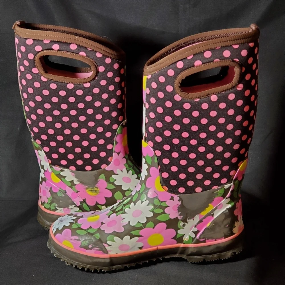 Bogs Flower Dots - Picture 8 of 8